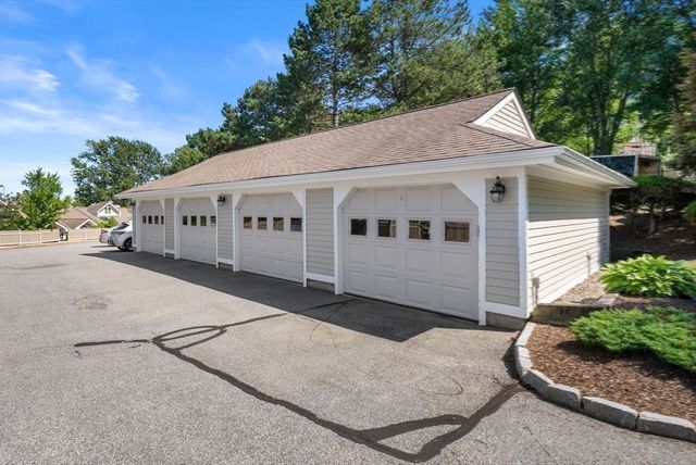 85 Algonquin Road 85, Newton, MA 02467