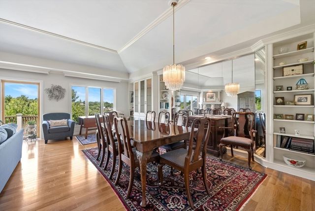 85 Algonquin Road 85, Newton, MA 02467
