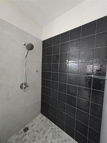 4551 NW 49TH STREET 104, Gainesville, FL 32606