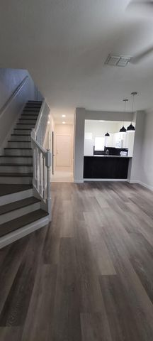 4551 NW 49TH STREET 104, Gainesville, FL 32606