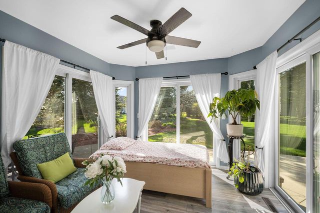 5770 Golden Rain LANE, New Berlin, WI 53151