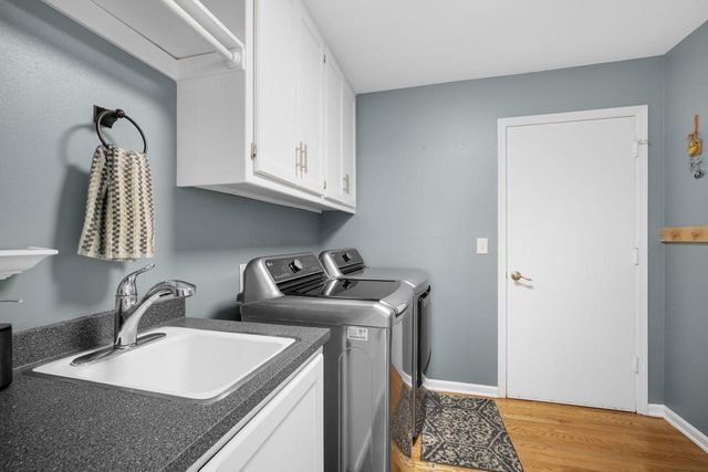5770 Golden Rain LANE, New Berlin, WI 53151