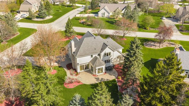 5770 Golden Rain LANE, New Berlin, WI 53151