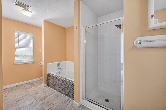 1806 Oak Ridge Drive, Kemah, TX 77565