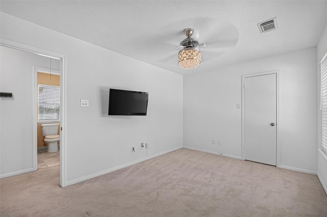 1806 Oak Ridge Drive, Kemah, TX 77565
