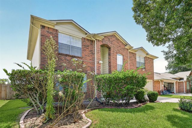 1806 Oak Ridge Drive, Kemah, TX 77565