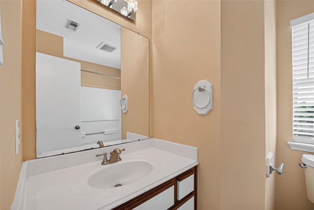 1806 Oak Ridge Drive, Kemah, TX 77565