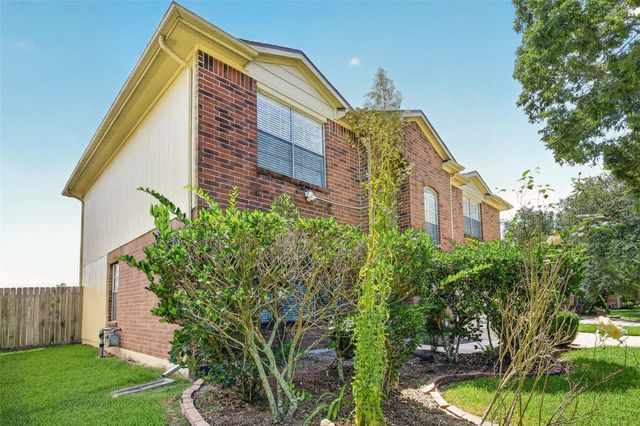 1806 Oak Ridge Drive, Kemah, TX 77565