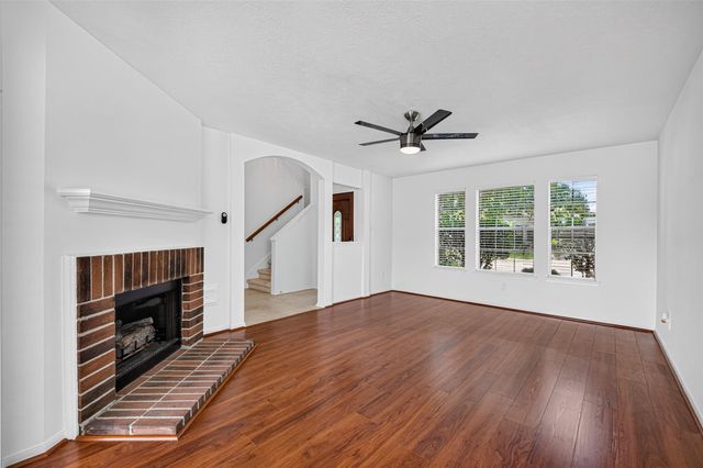 1806 Oak Ridge Drive, Kemah, TX 77565