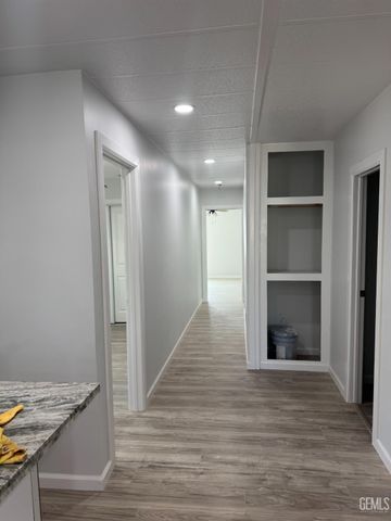 3535 Stine Road 48, Bakersfield, CA 93307