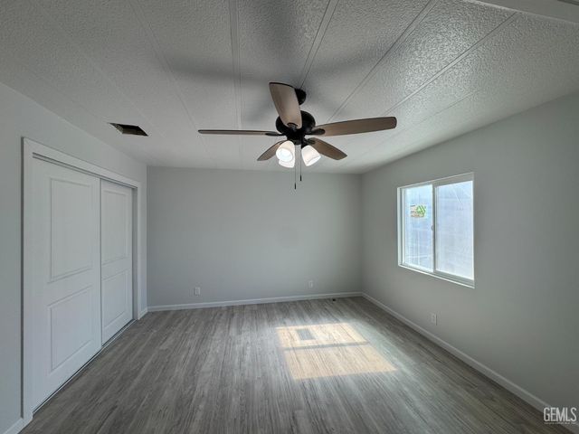 3535 Stine Road 48, Bakersfield, CA 93307