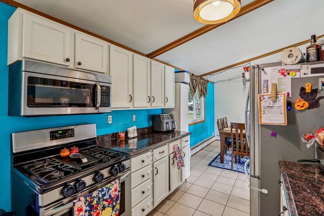 1526 Manor Drive, Janesville, WI 53548