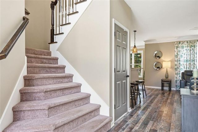 5437 Blue Cedar Drive, Sugar Hill, GA 30518