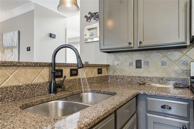 5437 Blue Cedar Drive, Sugar Hill, GA 30518