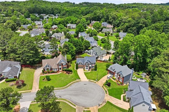 5437 Blue Cedar Drive, Sugar Hill, GA 30518