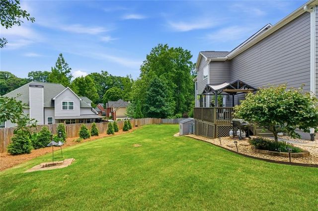 5437 Blue Cedar Drive, Sugar Hill, GA 30518