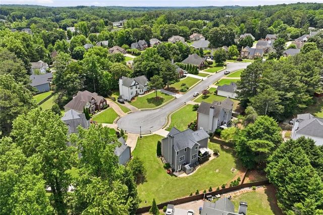 5437 Blue Cedar Drive, Sugar Hill, GA 30518