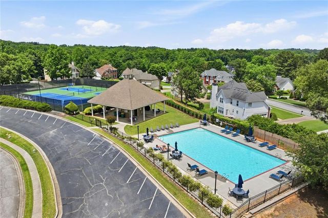 5437 Blue Cedar Drive, Sugar Hill, GA 30518