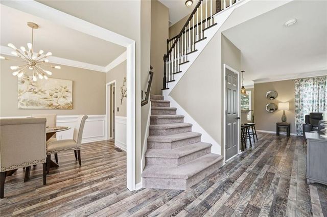 5437 Blue Cedar Drive, Sugar Hill, GA 30518