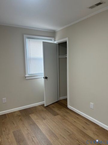 607 Hill Ave, Hopewell, VA 23860