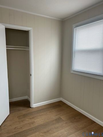 607 Hill Ave, Hopewell, VA 23860