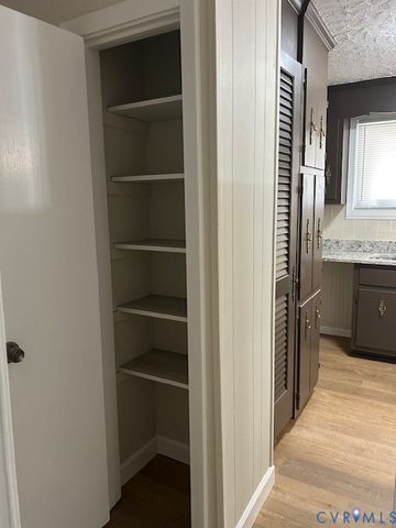 607 Hill Ave, Hopewell, VA 23860