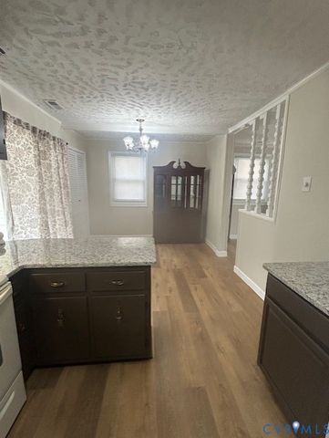 607 Hill Ave, Hopewell, VA 23860