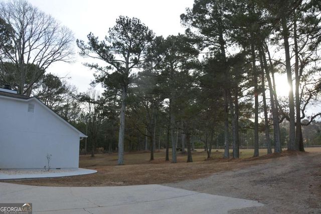 1745 Mineral Springs Road, Hoschton, GA 30548