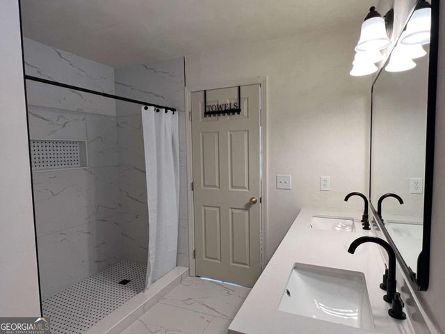 1745 Mineral Springs Road, Hoschton, GA 30548