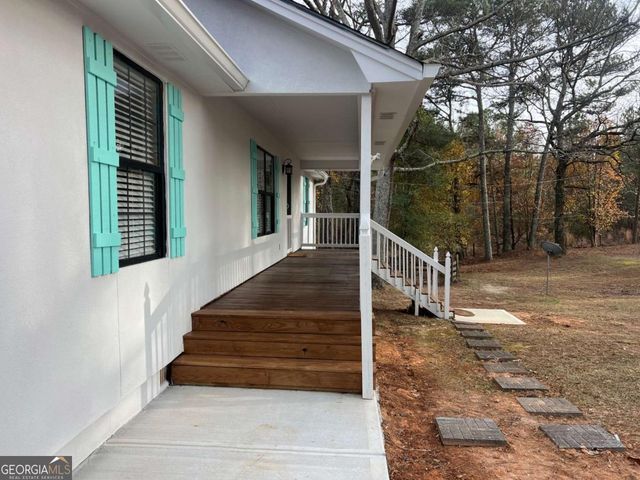 1745 Mineral Springs Road, Hoschton, GA 30548