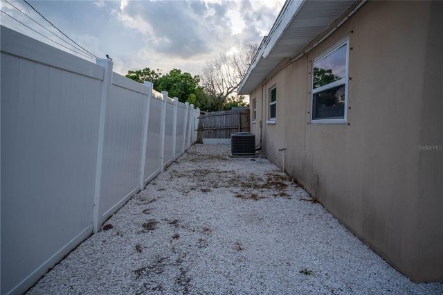 12425 136TH LANE, Largo, FL 33774