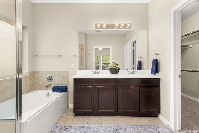 9122 Vondel, Converse, TX 78109