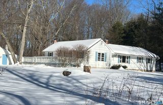 11 Old Fairwood Road Extension, Bethany, CT 06524