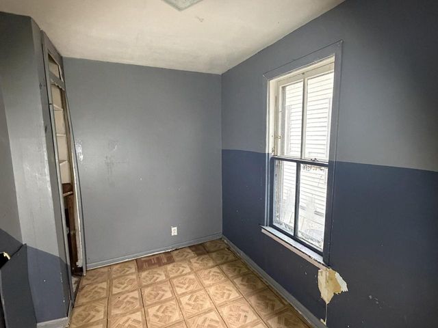 3127 N 37th STREET, Milwaukee, WI 53216