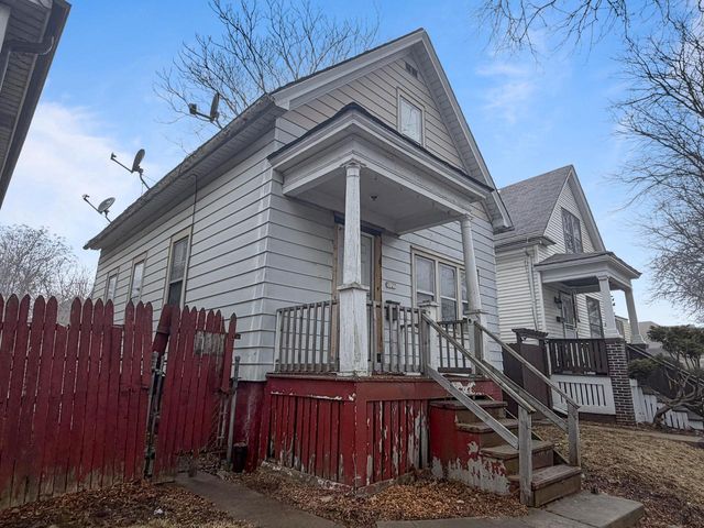 3127 N 37th STREET, Milwaukee, WI 53216