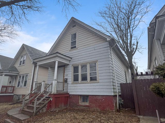 3127 N 37th STREET, Milwaukee, WI 53216