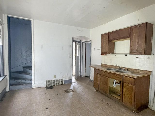 3127 N 37th STREET, Milwaukee, WI 53216