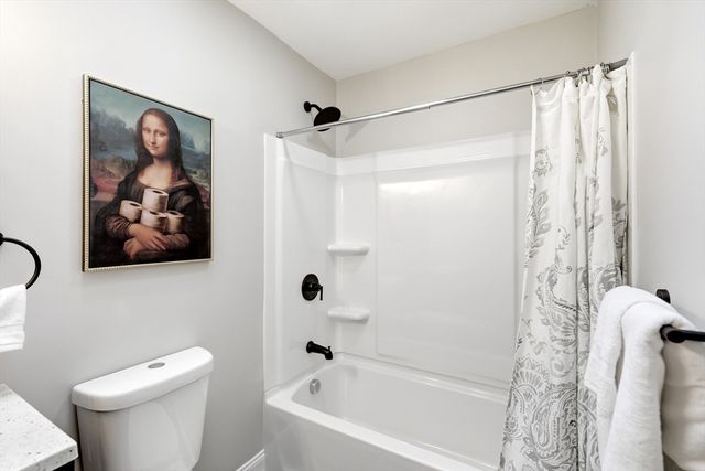 42 Amos Dr, Springfield, MA 01118