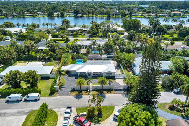 7320 Clarke Road, West Palm Beach, FL 33406