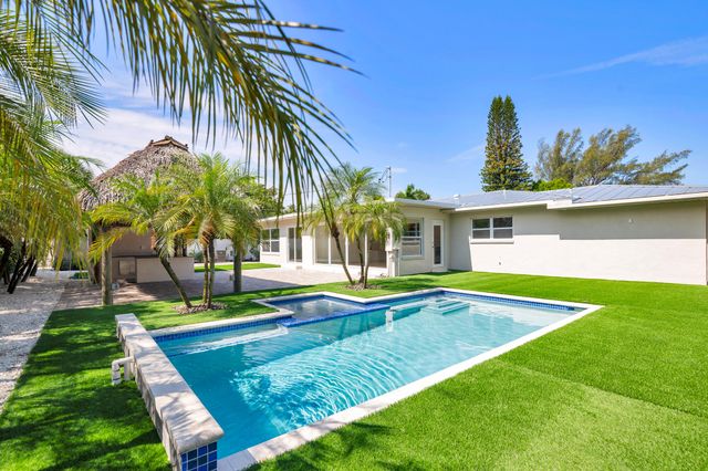 7320 Clarke Road, West Palm Beach, FL 33406