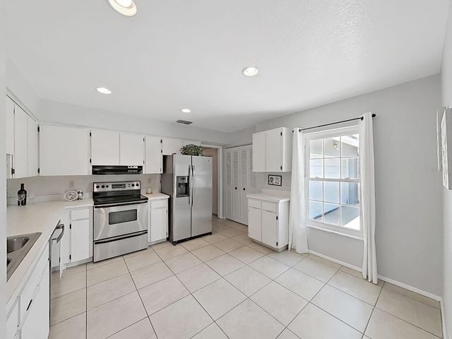 878 RUSTIC OAKS DRIVE, Palm Harbor, FL 34684