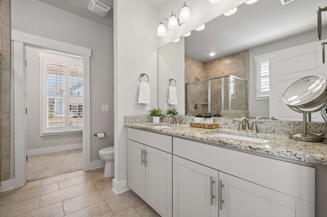 1116 Westlawn Blvd, Murfreesboro, TN 37128