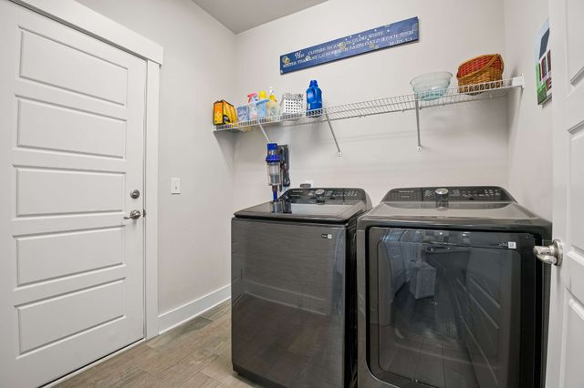 1116 Westlawn Blvd, Murfreesboro, TN 37128