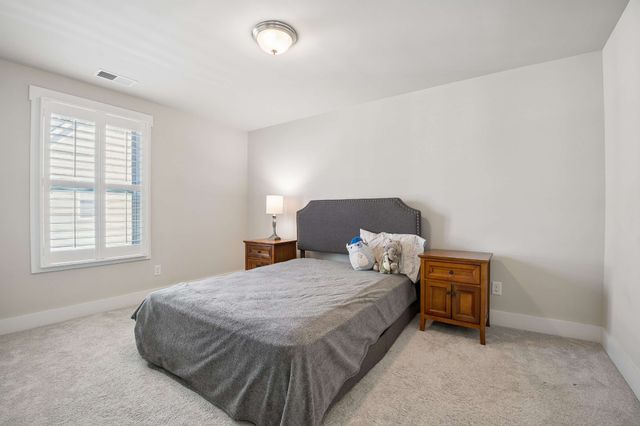 1116 Westlawn Blvd, Murfreesboro, TN 37128