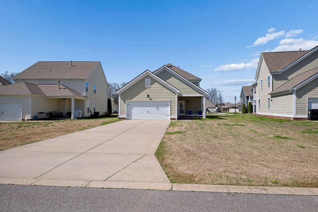 1116 Westlawn Blvd, Murfreesboro, TN 37128