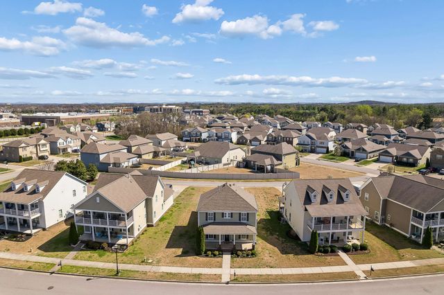 1116 Westlawn Blvd, Murfreesboro, TN 37128