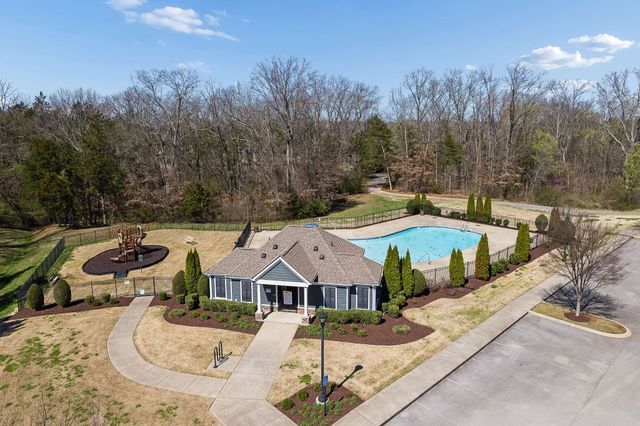 1116 Westlawn Blvd, Murfreesboro, TN 37128