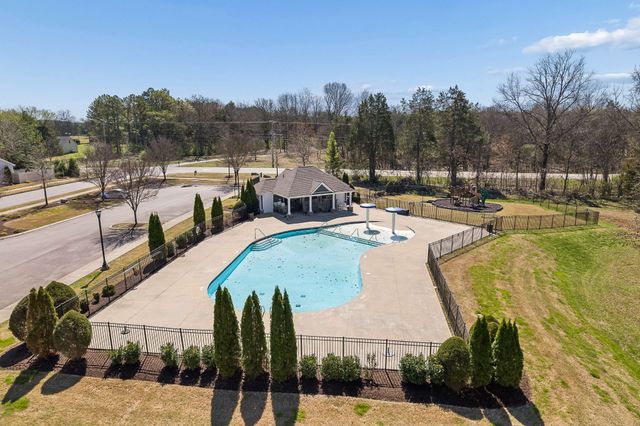 1116 Westlawn Blvd, Murfreesboro, TN 37128