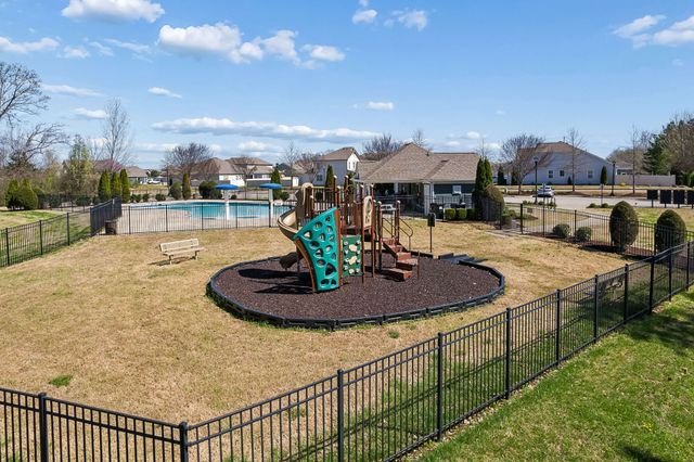 1116 Westlawn Blvd, Murfreesboro, TN 37128