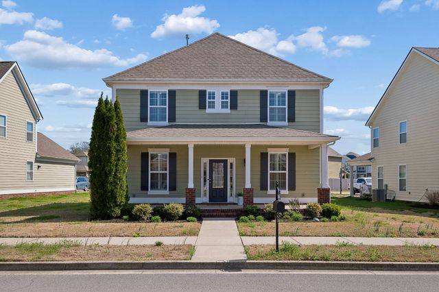 1116 Westlawn Blvd, Murfreesboro, TN 37128